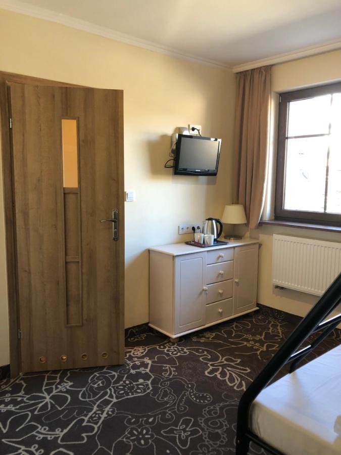 Pokoje Goscinne Atelier Orneta Екстериор снимка