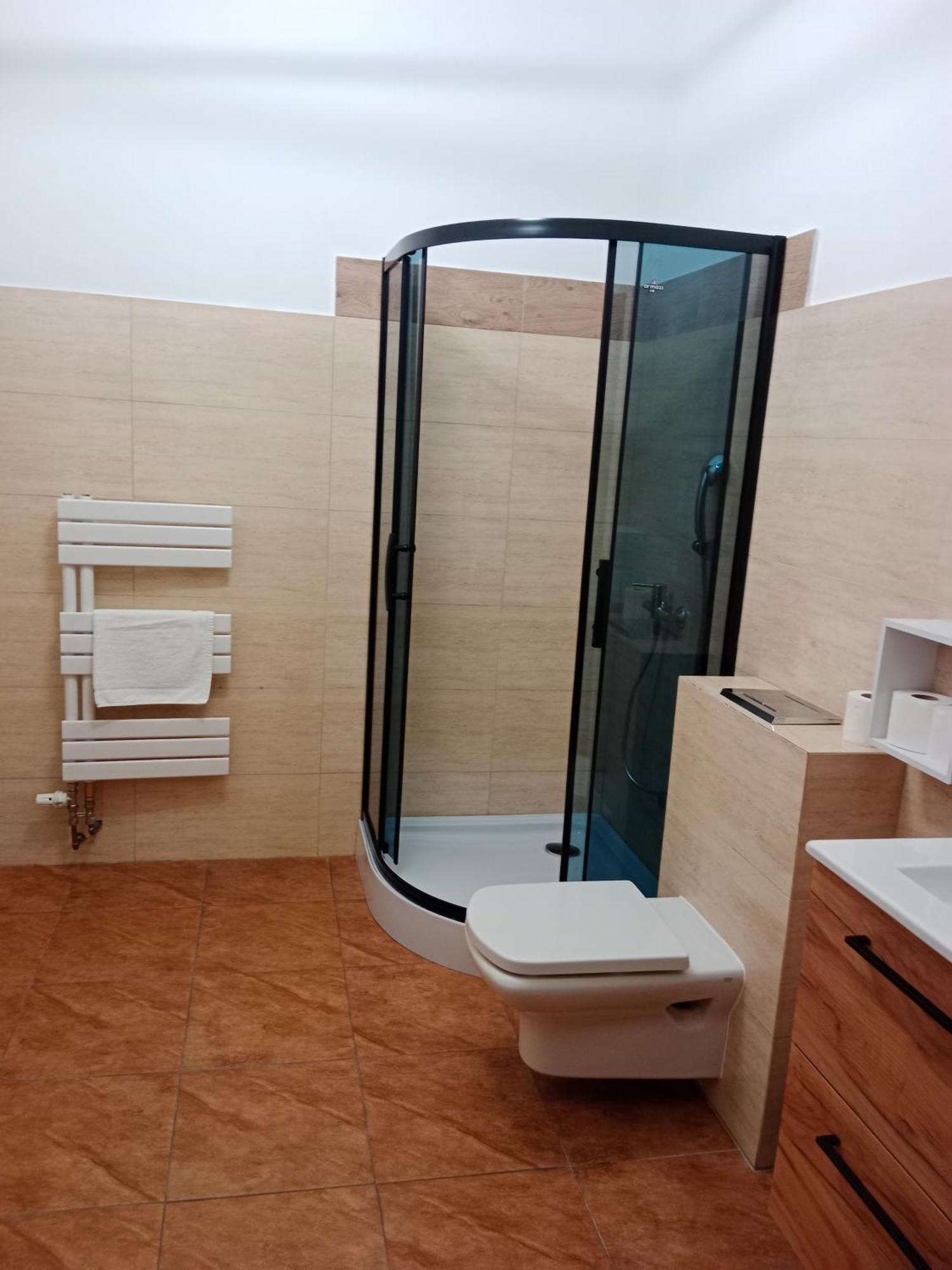 Pokoje Goscinne Atelier Orneta Екстериор снимка