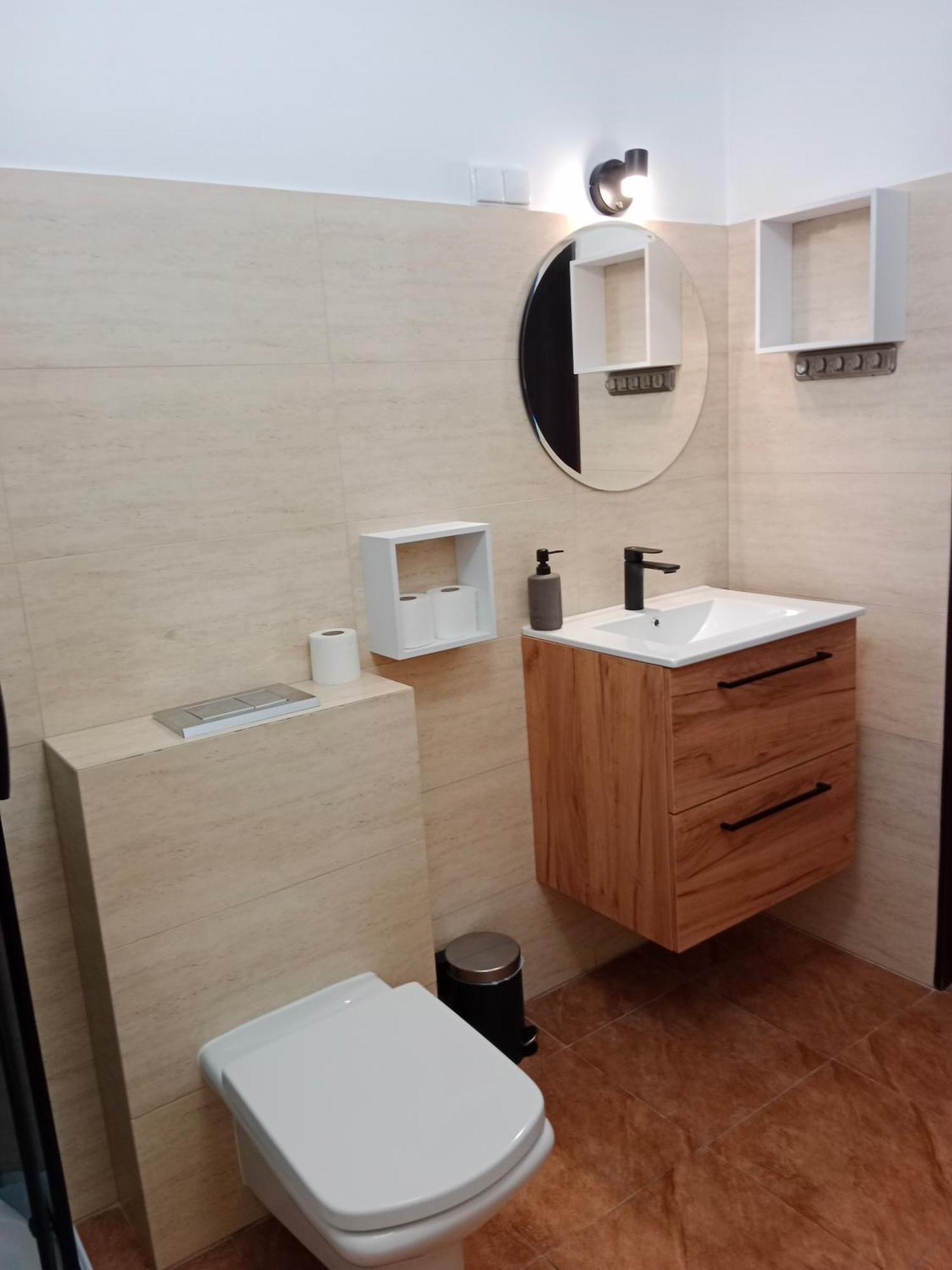 Pokoje Goscinne Atelier Orneta Екстериор снимка